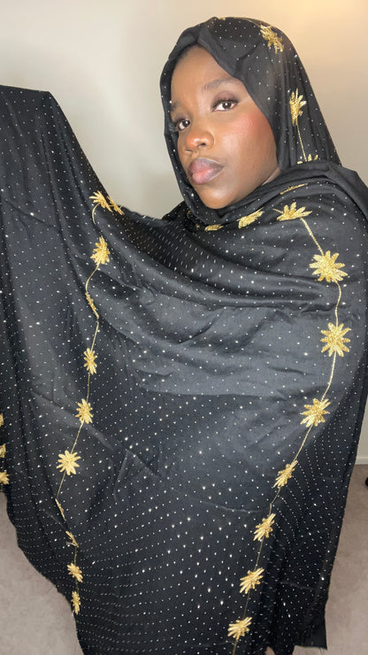 Dampe noir a motif avec strass et broderie