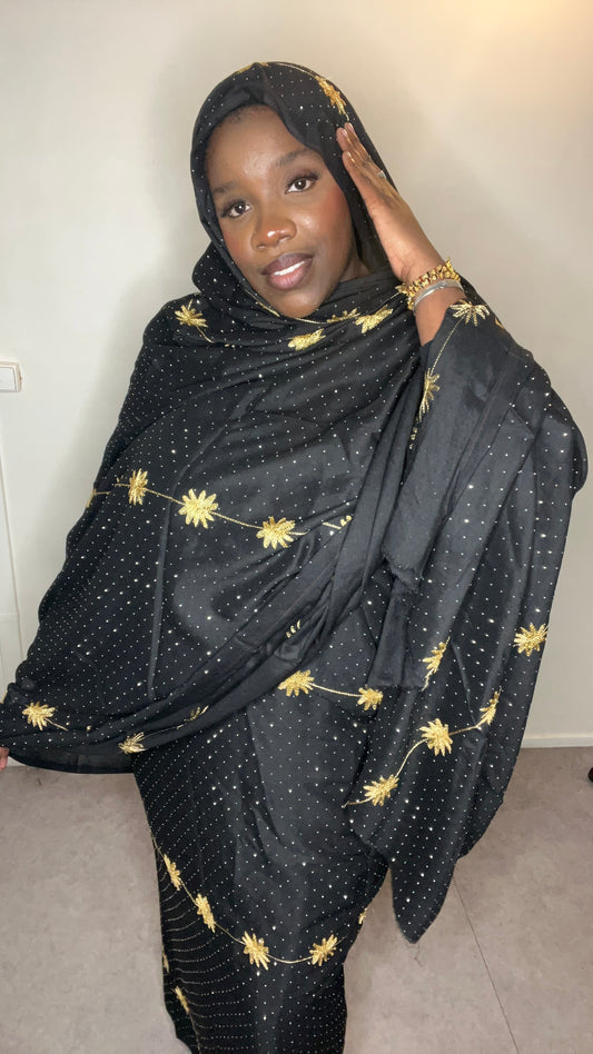 Dampe noir a motif avec strass et broderie