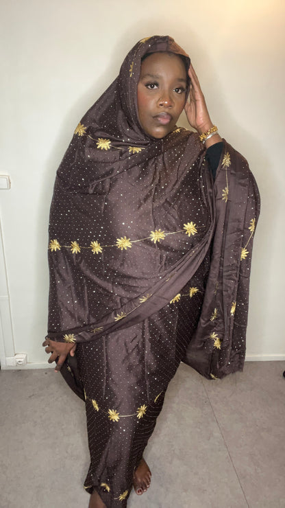 Dampe marron a motif avec strass et broderie