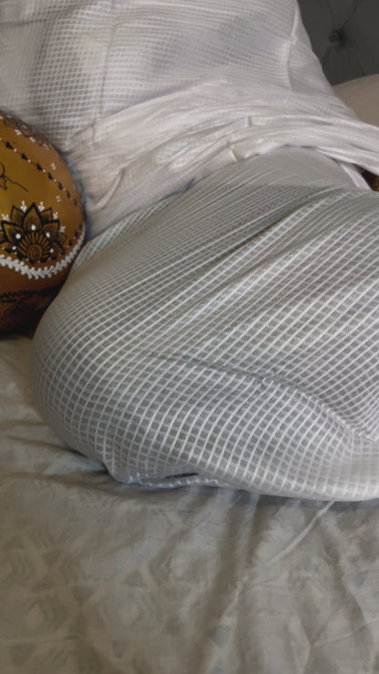 DAMPÉ BLANC À MOTIF PETITS CARREAUX